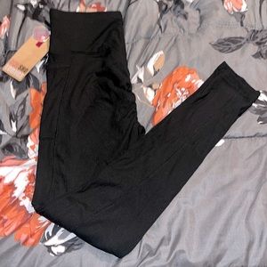 2 for $10 NWT Sho Sho Lounge Scrunch Butt Leggings